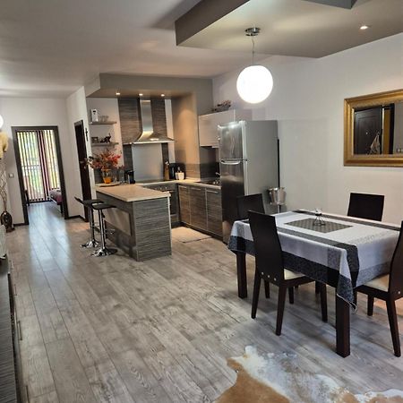Апартамент Мегилукс Blagoevgrad Exteriör bild