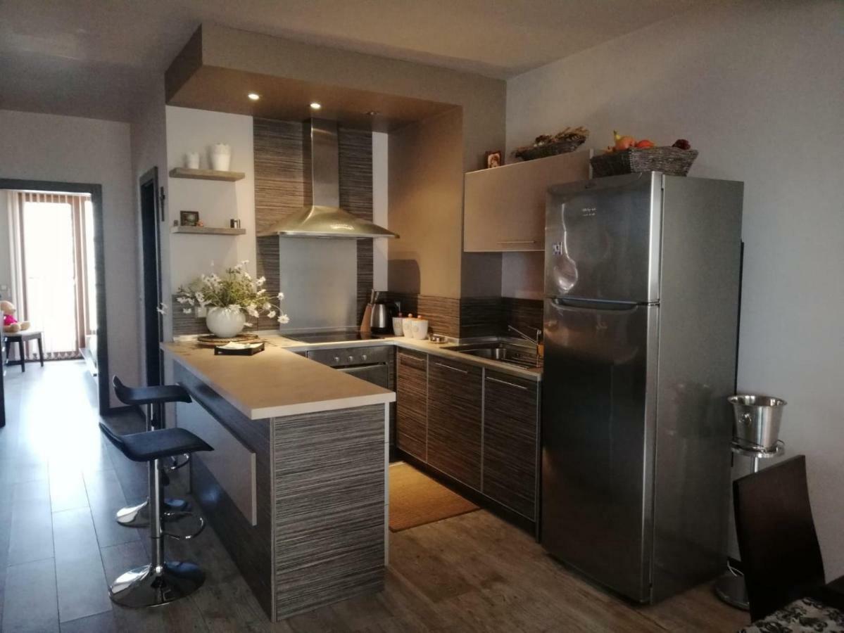 Апартамент Мегилукс Blagoevgrad Exteriör bild