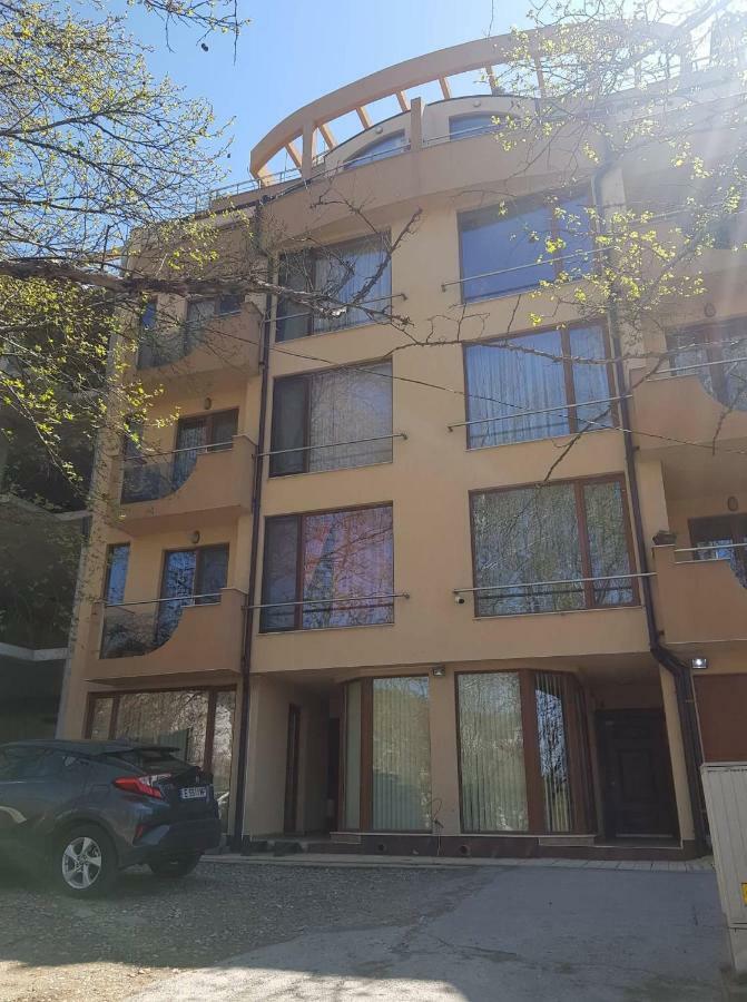 Апартамент Мегилукс Blagoevgrad Exteriör bild