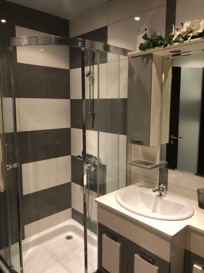 Апартамент Мегилукс Blagoevgrad Exteriör bild