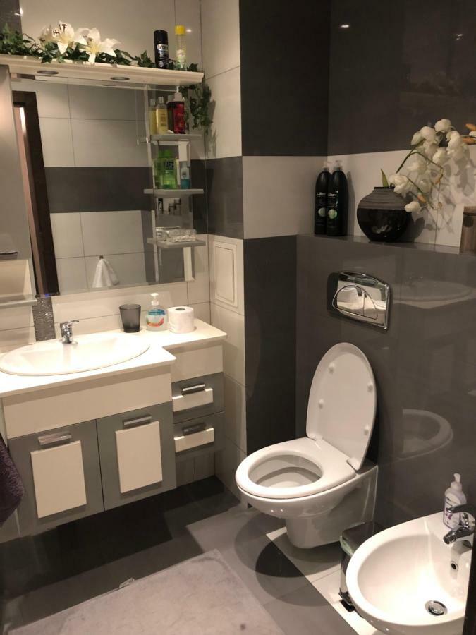 Апартамент Мегилукс Blagoevgrad Exteriör bild