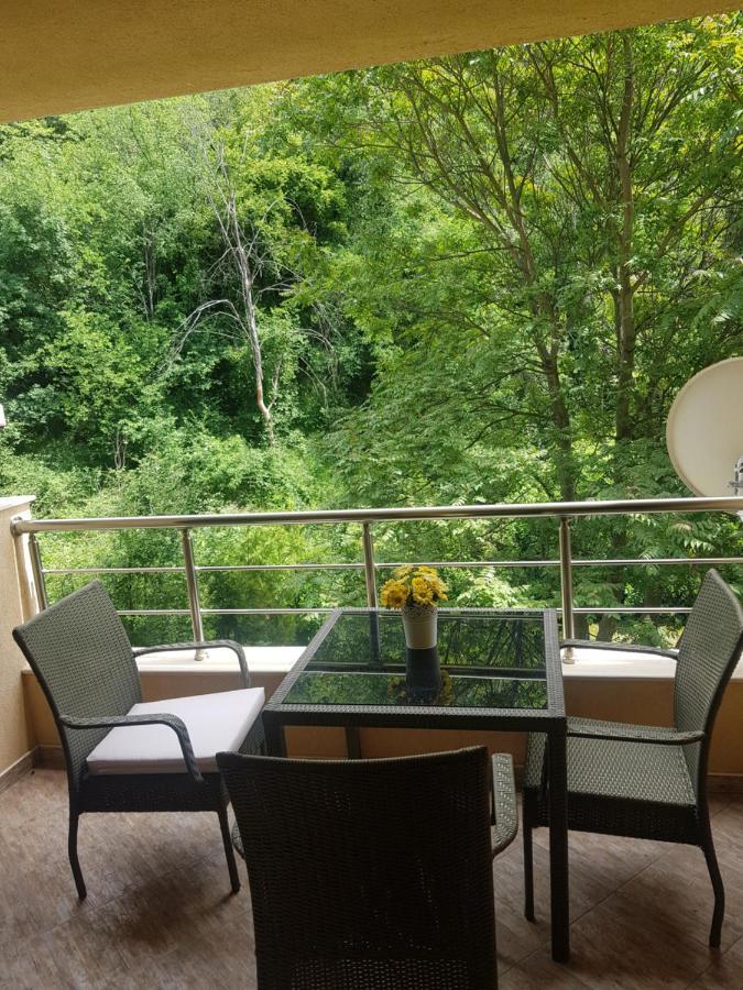 Апартамент Мегилукс Blagoevgrad Exteriör bild